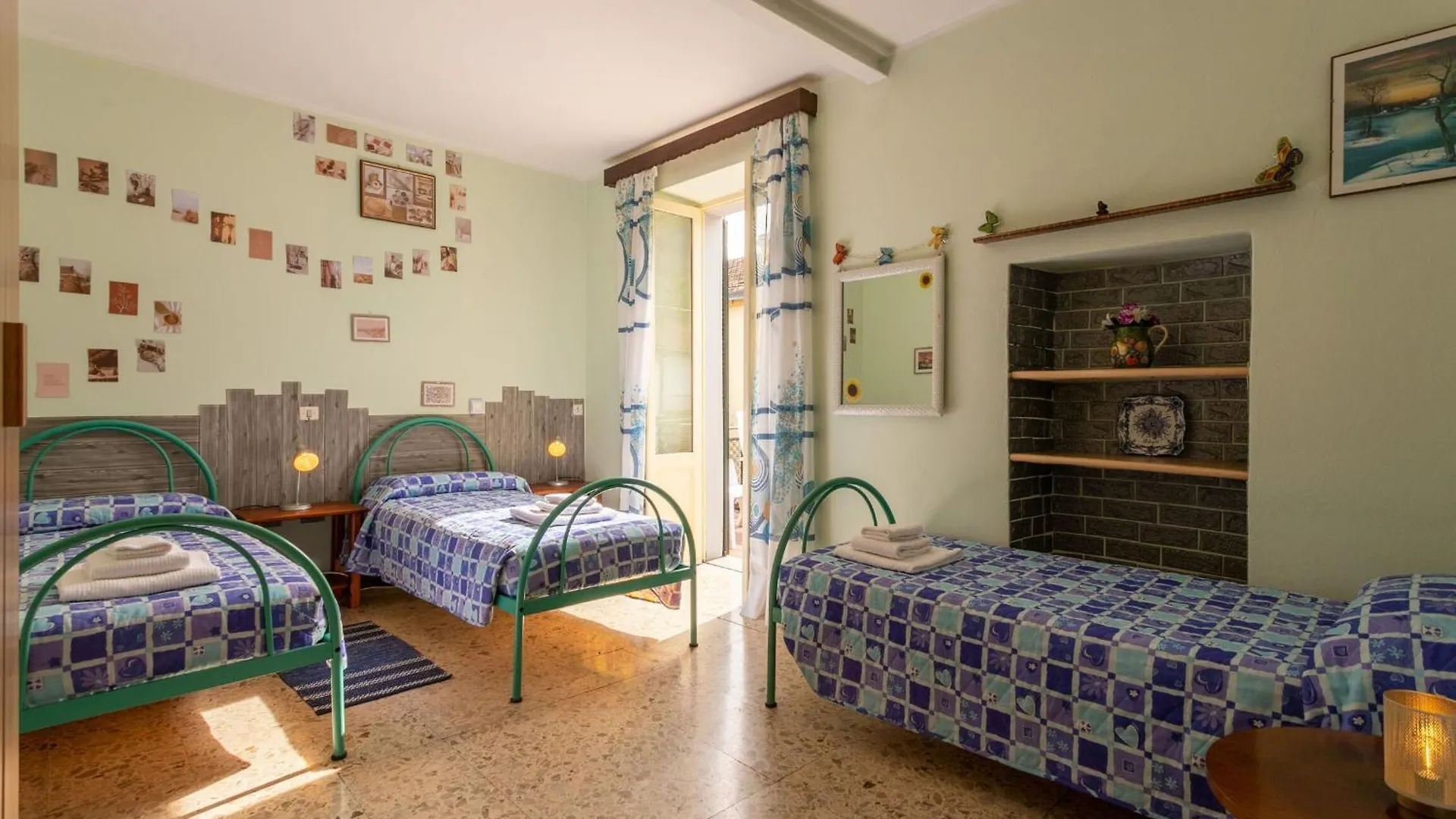Sweet Honey Home By Halldis Dongo 0*,  Italy