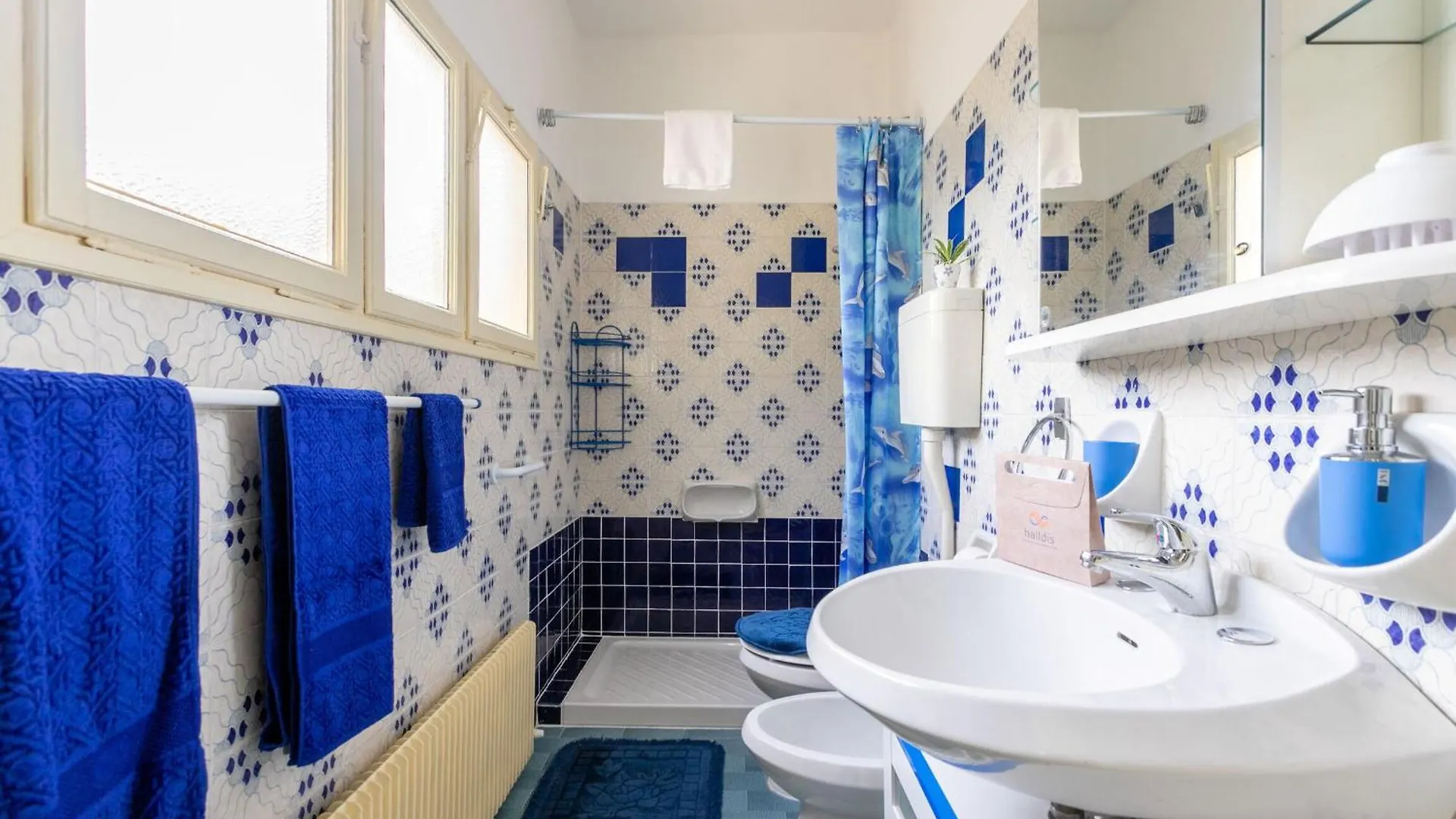 דונגו Sweet Honey Home By Halldis דירה
