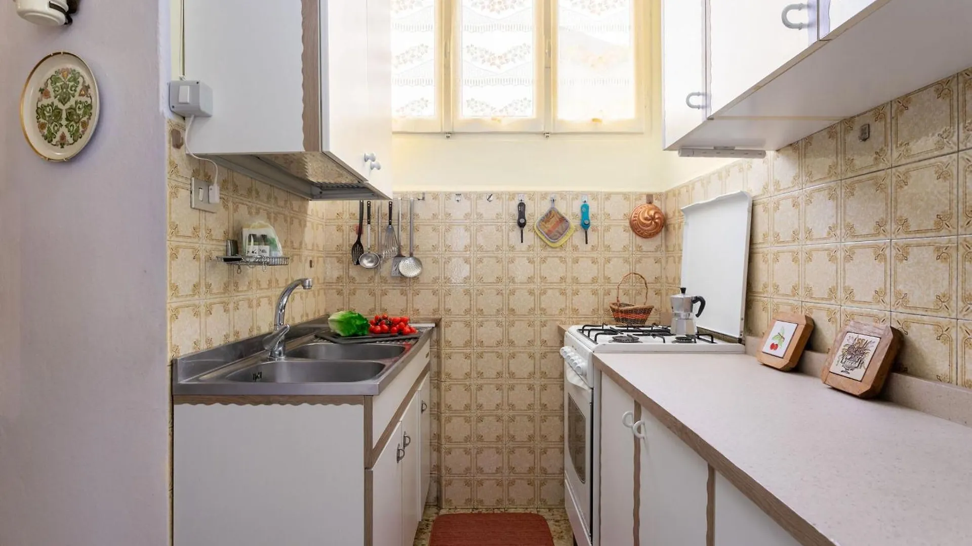דונגו Sweet Honey Home By Halldis 0*,
