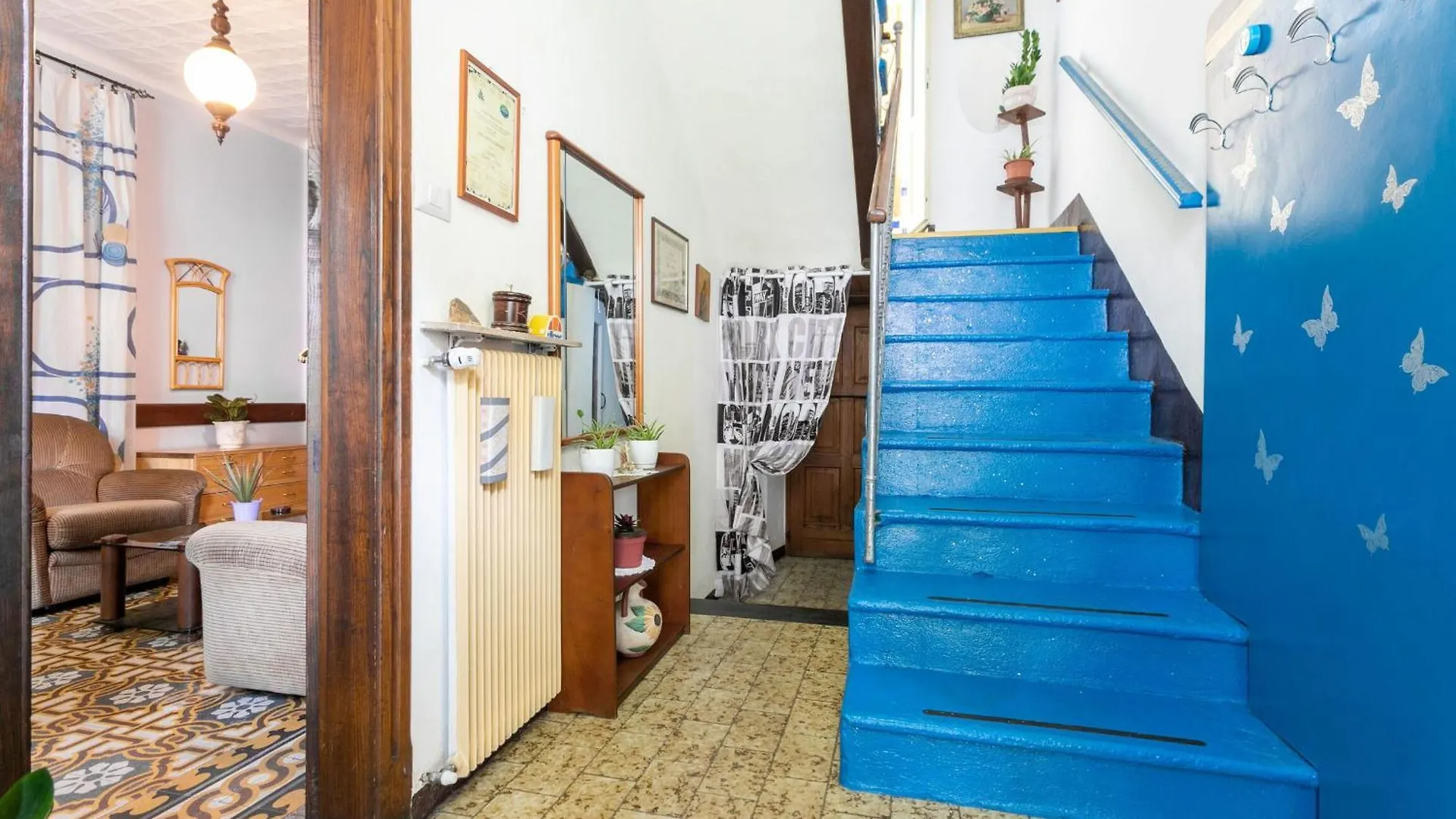דונגו Sweet Honey Home By Halldis דירה