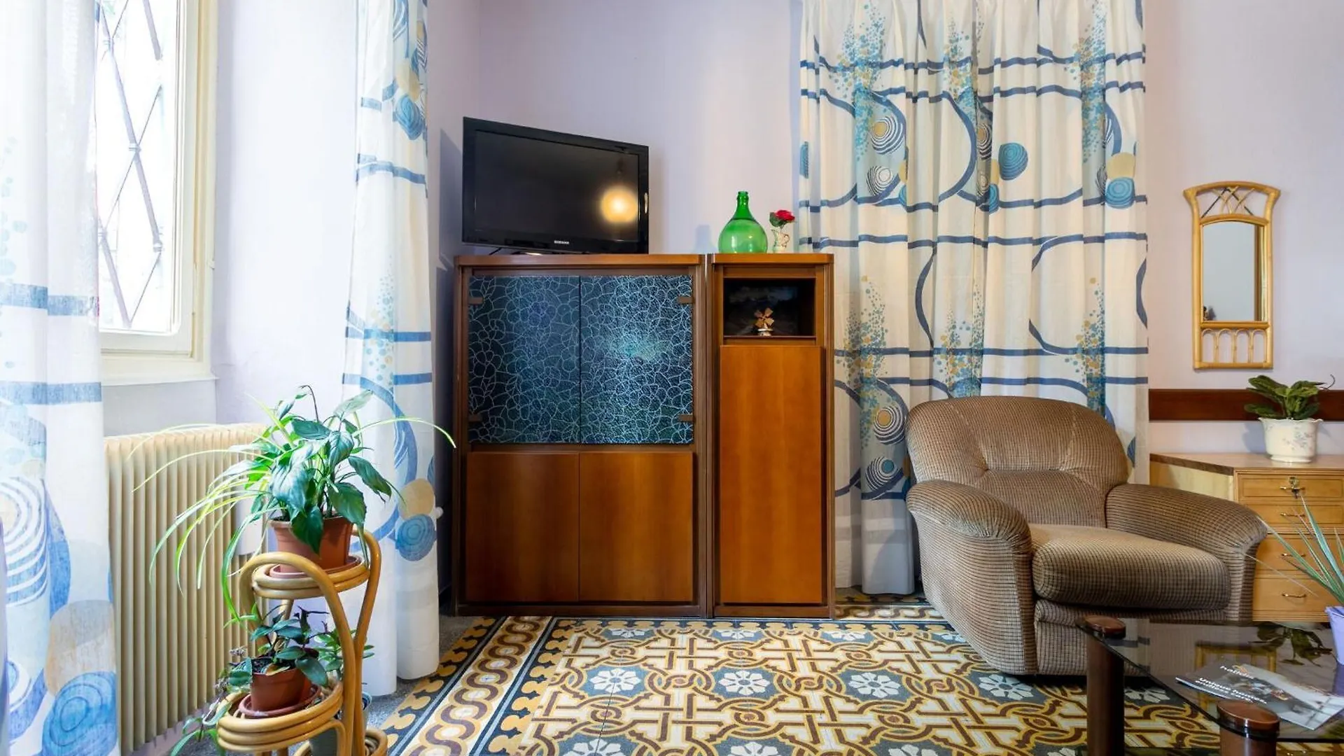 דונגו Sweet Honey Home By Halldis דירה